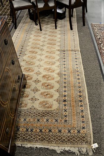 BOKHARA ORIENTAL RUNNER, 4' 4" X