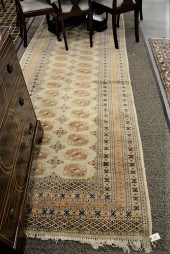 BOKHARA ORIENTAL RUNNER, 4' 4"