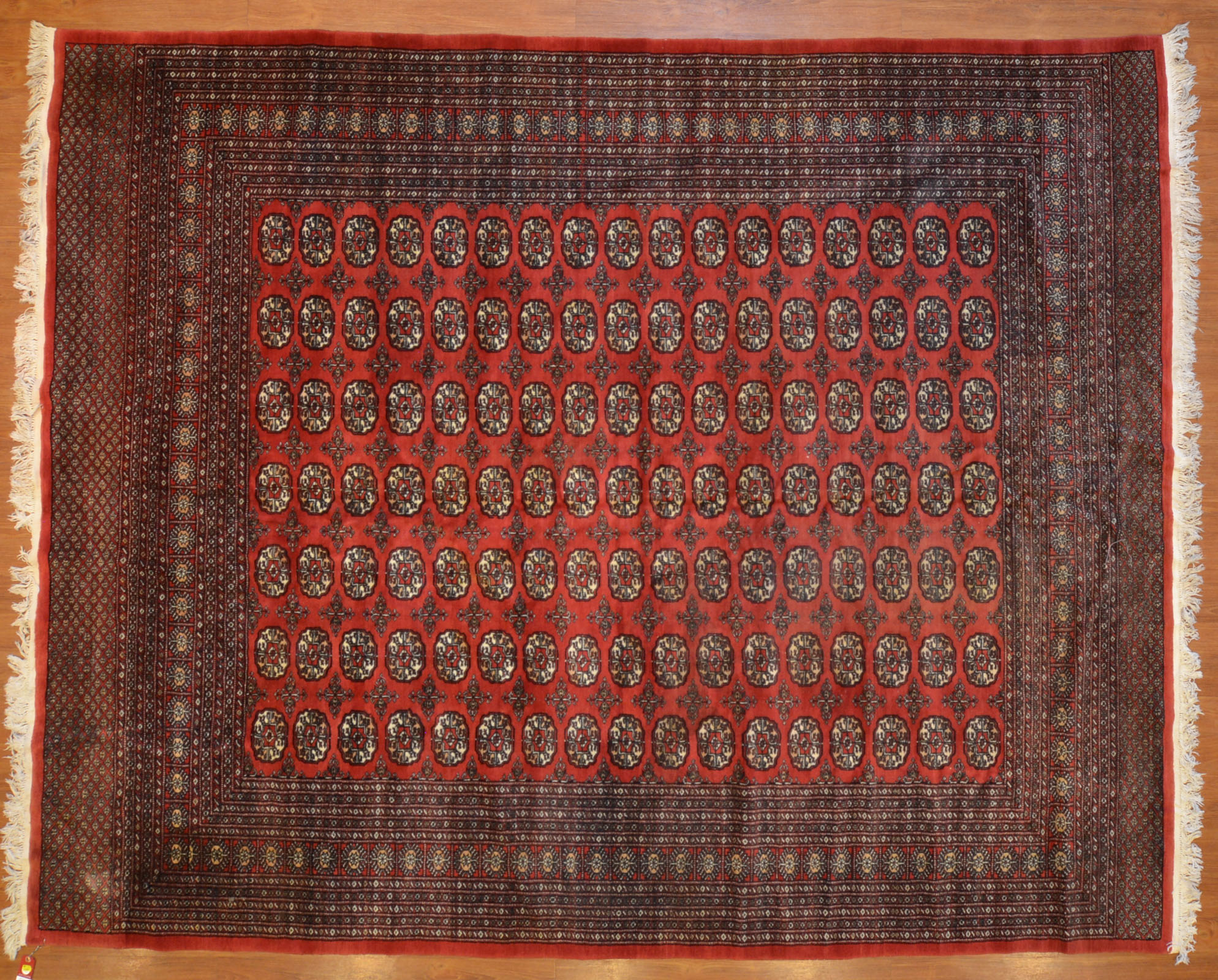 BOKHARA RUG, PAKISTAN, 8.4 X 10.3