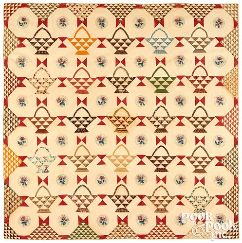 BOLD PATCHWORK BASKET QUILTBold