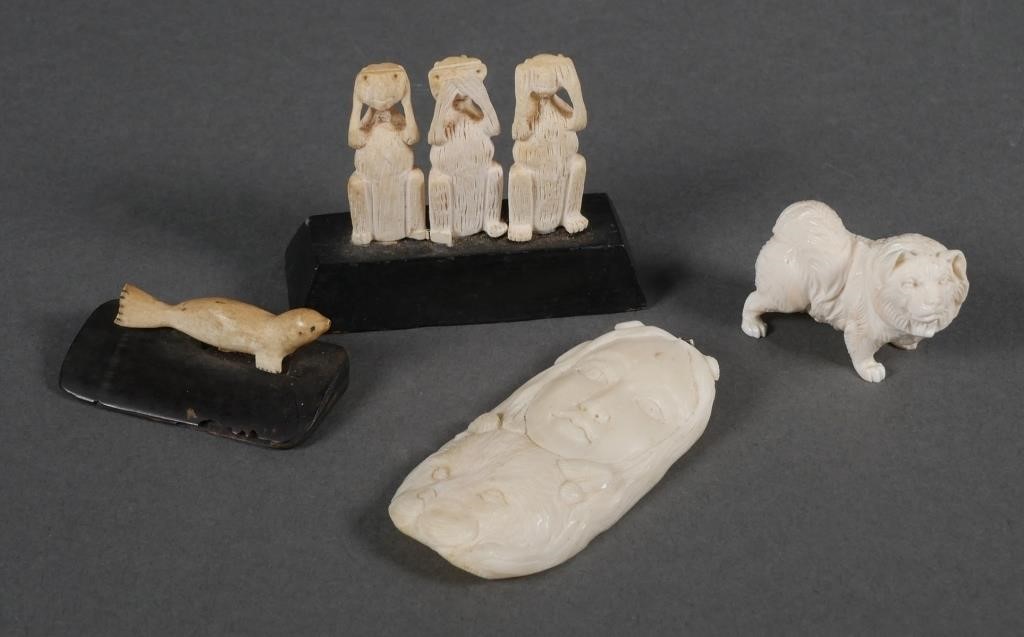 BONE INUIT CARVINGS 4PCSDog