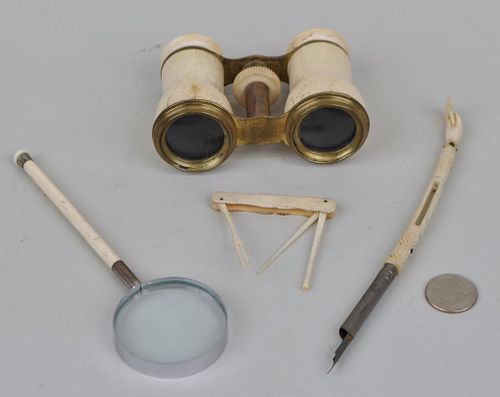 BONE OPERA GLASSES/DESK