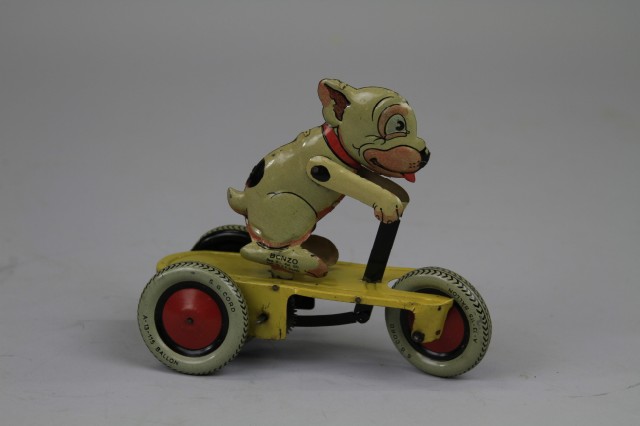 BONZO ON SCOOTER Gunthermann