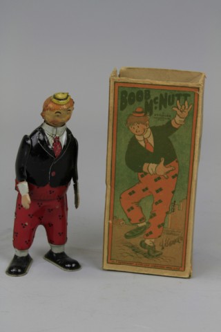 BOOB McNUTT WALKING FIGURE WITH BOX
