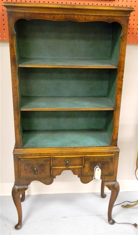 Bookcase  20th C. Georgian style 