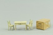 BOONE TABLE AND TWO CHAIRS Arc