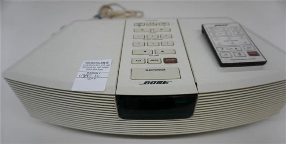 BOSE WAVE RADIO WITH REMOTE