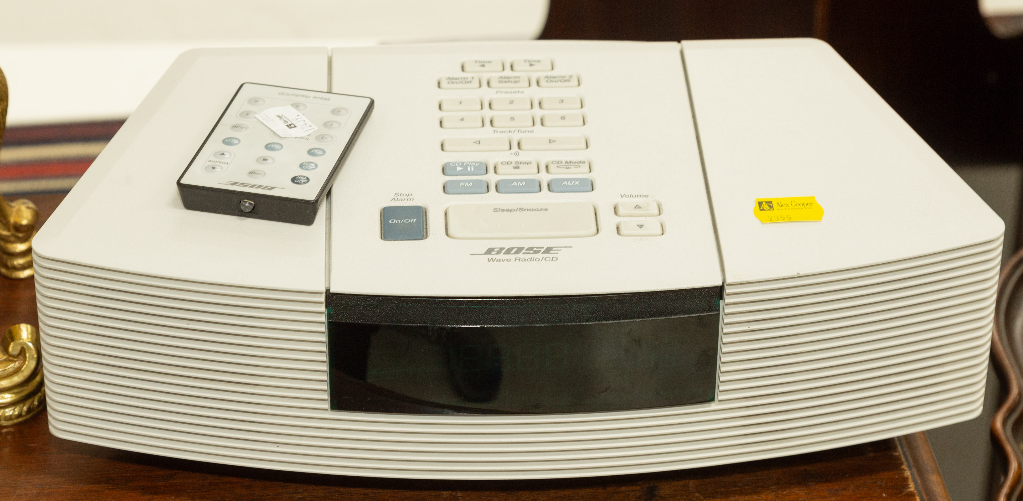 BOSE WAVE RADIO/CD PLAYER With