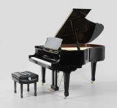 Boston Black Lacquer Grand Pia
