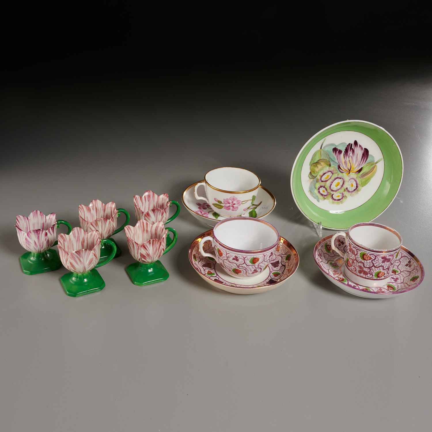 BOTANICAL PORCELAIN GROUP 19th-20th
