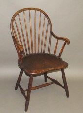 BOW BACK WINDSOR ARM CHAIRca.