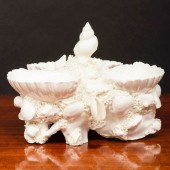 BOW WHITE GLAZED PORCELAIN SHE
