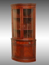 BOWFRONT MAHOGANY CORNER CABIN