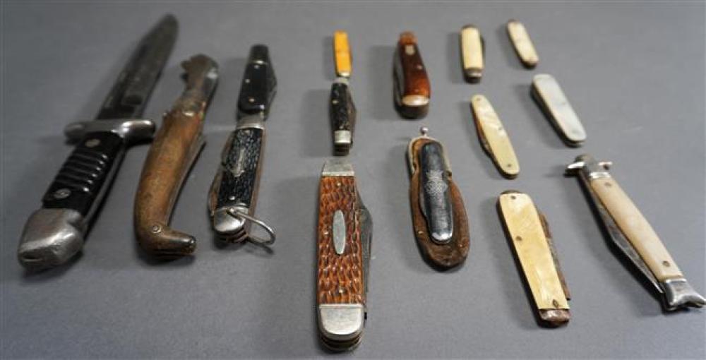 BOWIE KNIFE AND COLLECTION WITH