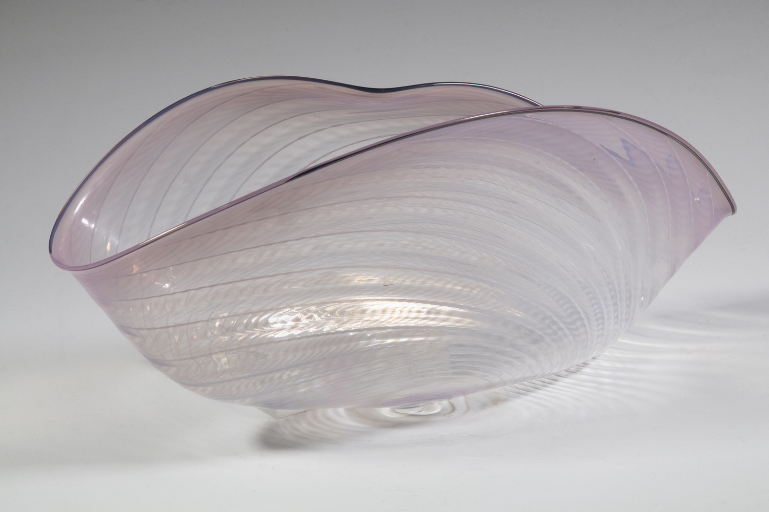BOWL ATTRIBUTED TO DALE CHIHULY