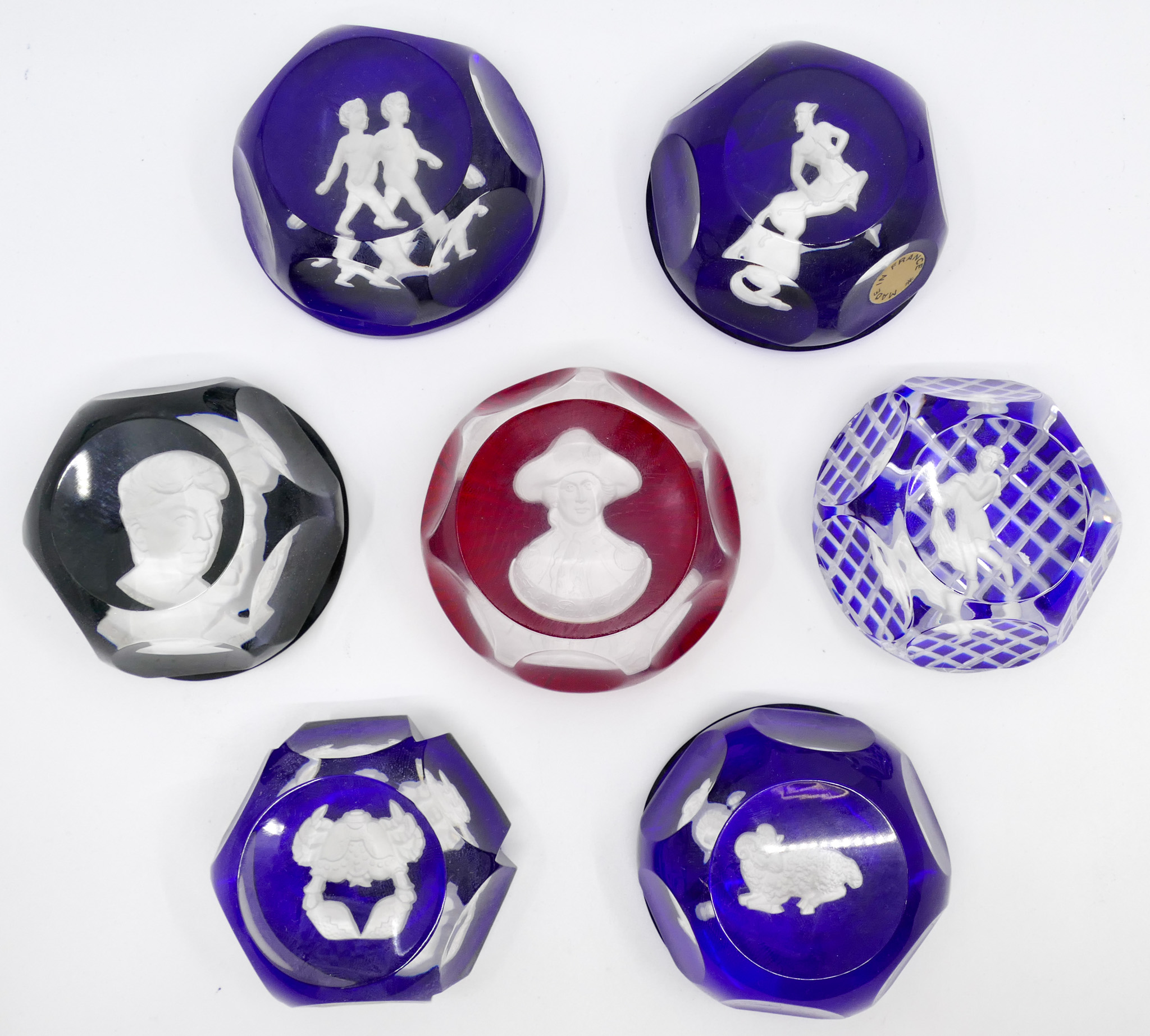 Box 7pc Baccarat Crystal Zodiac