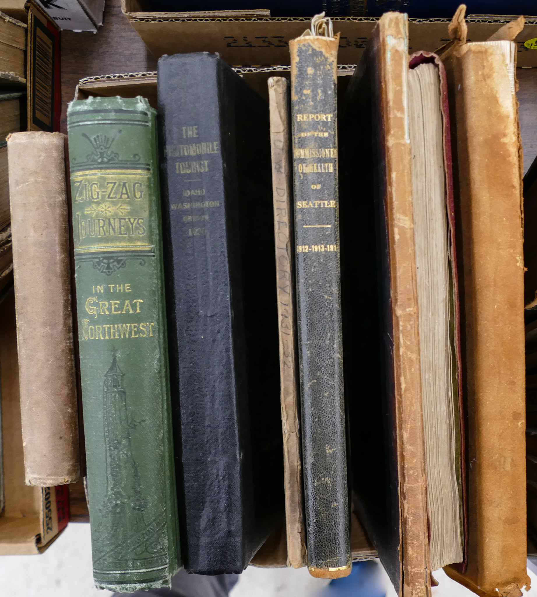 Box 9pc Antique Seattle Books