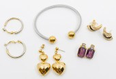 Box Costume Jewerly Earrings e