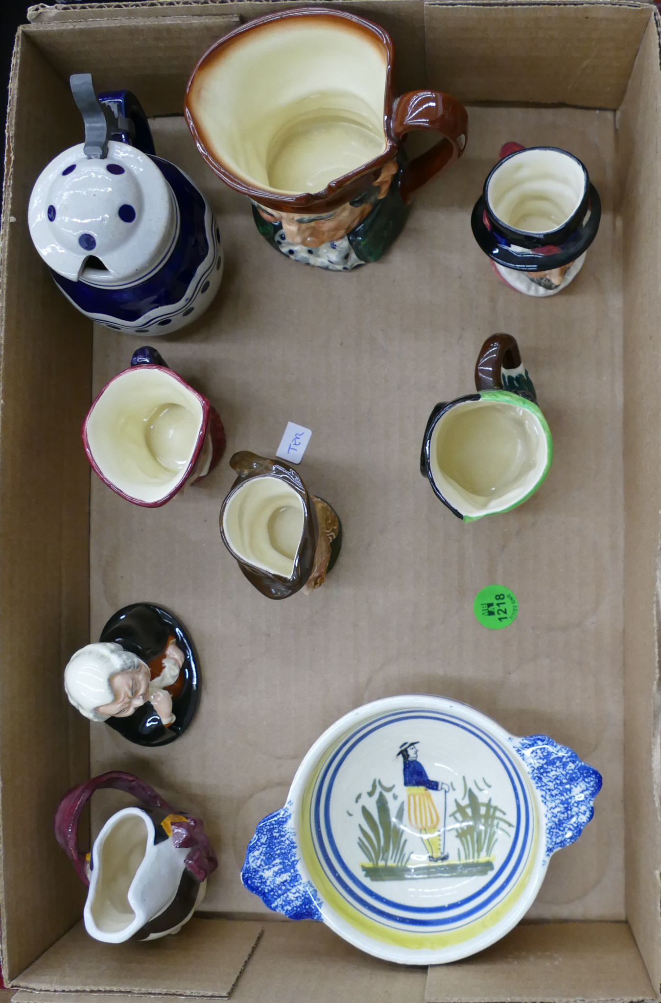 Box Doulton Tobey Mugs and