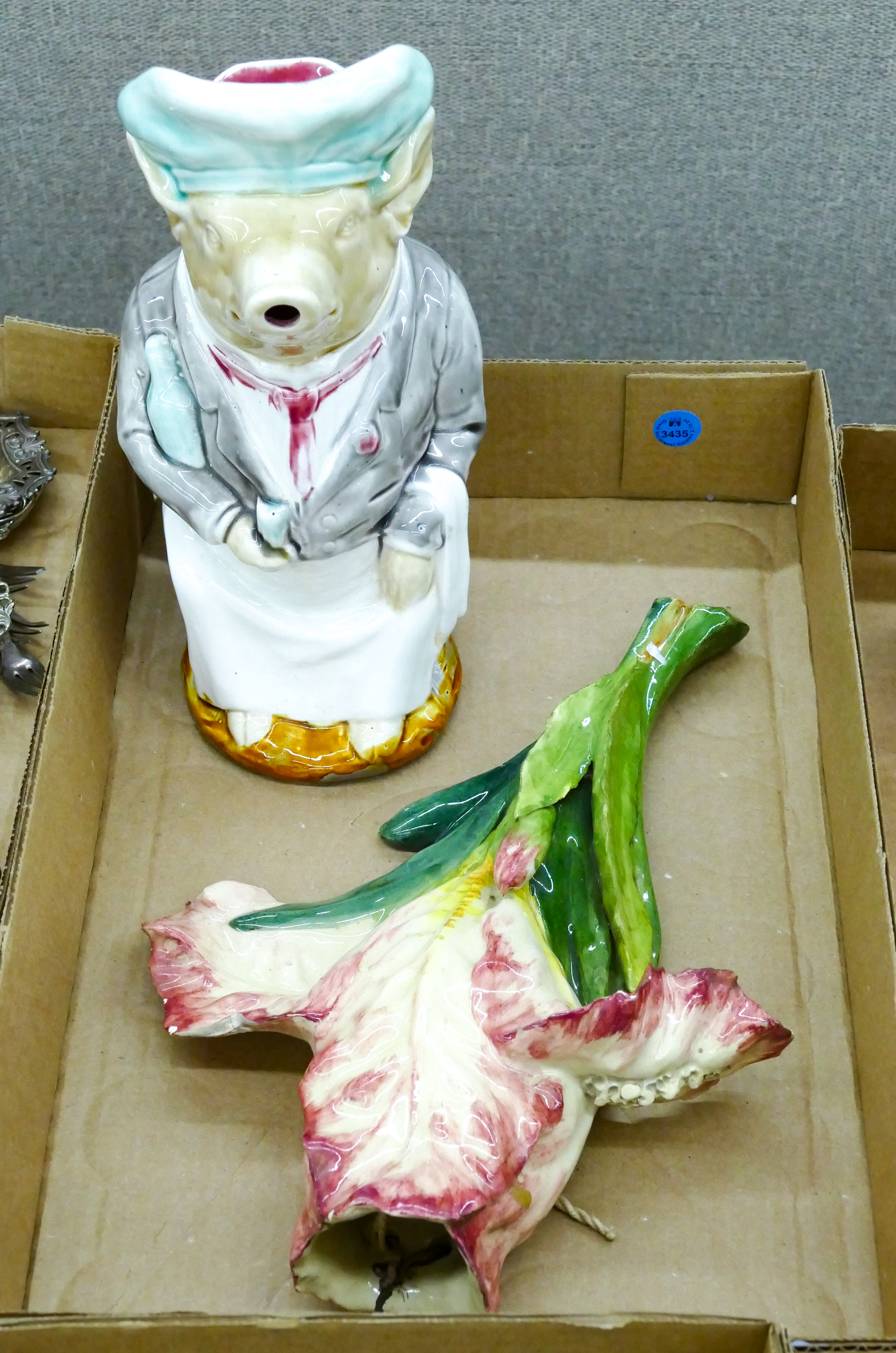 Box Majolica Pig Pitcher etc.