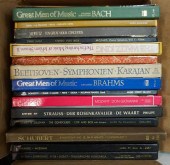BOX OF MOSTLY CLASSICAL RECORD