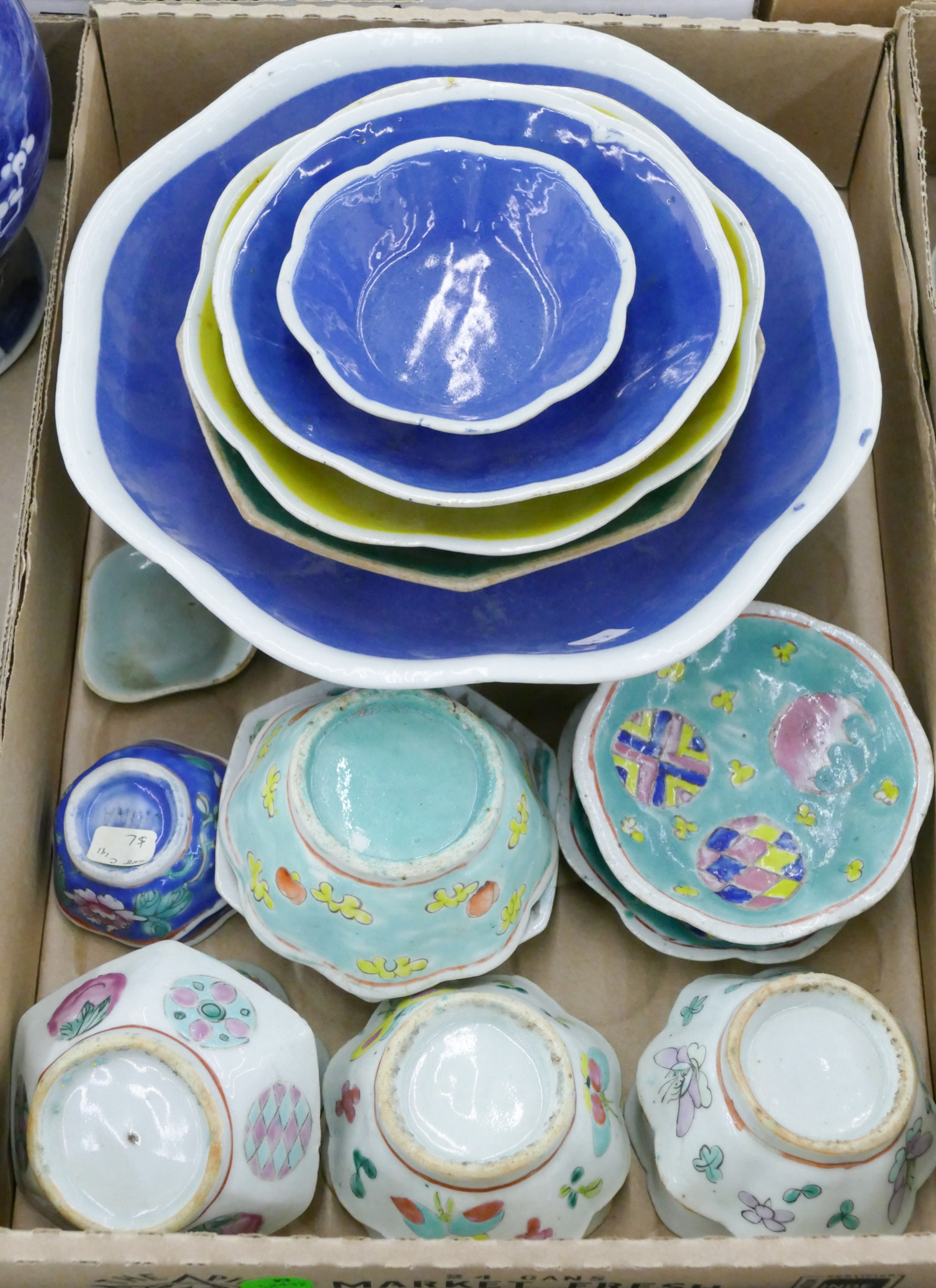 Box Old Chinese Blue Bowls etc.