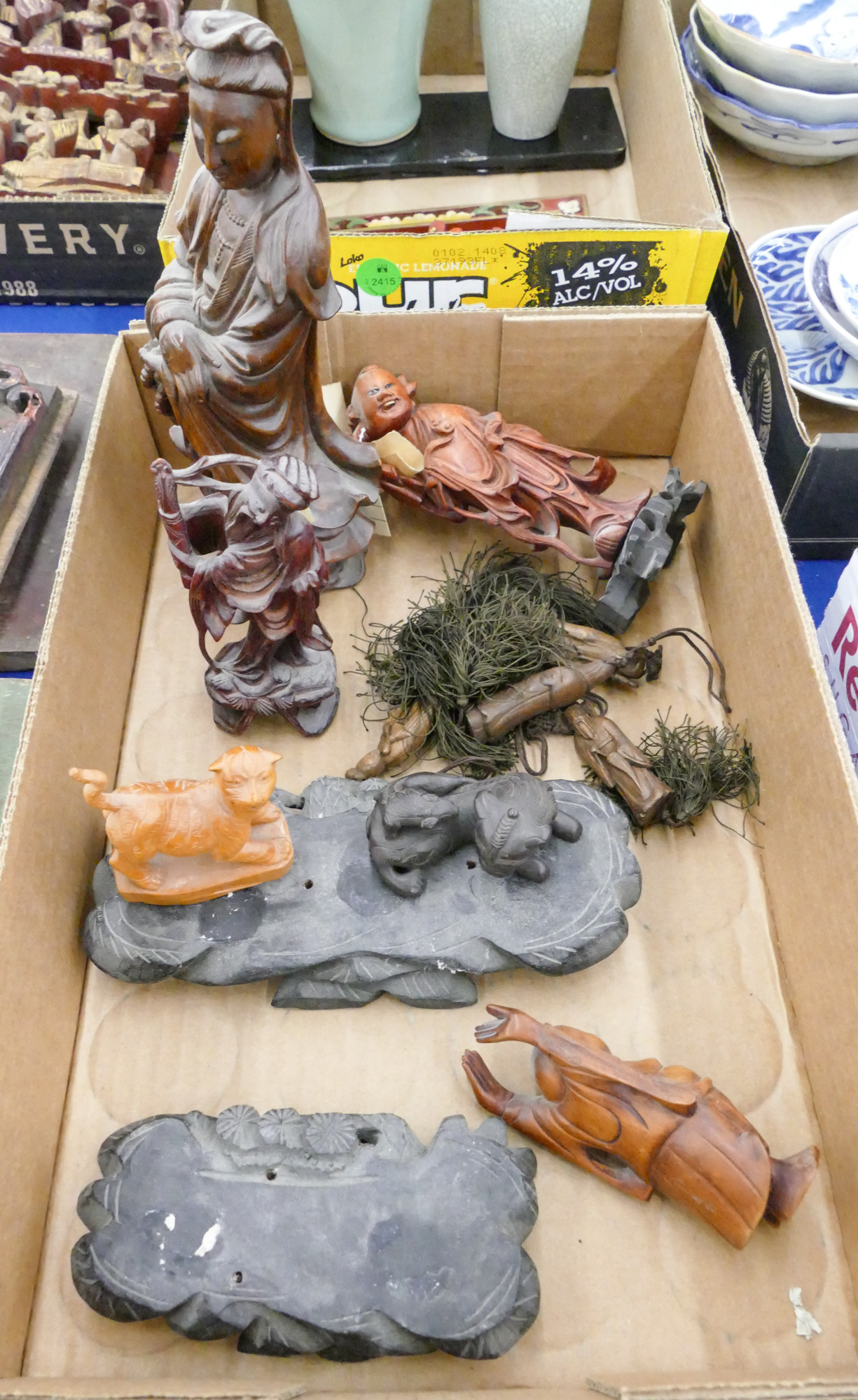 Box Old Chinese Wood Figures