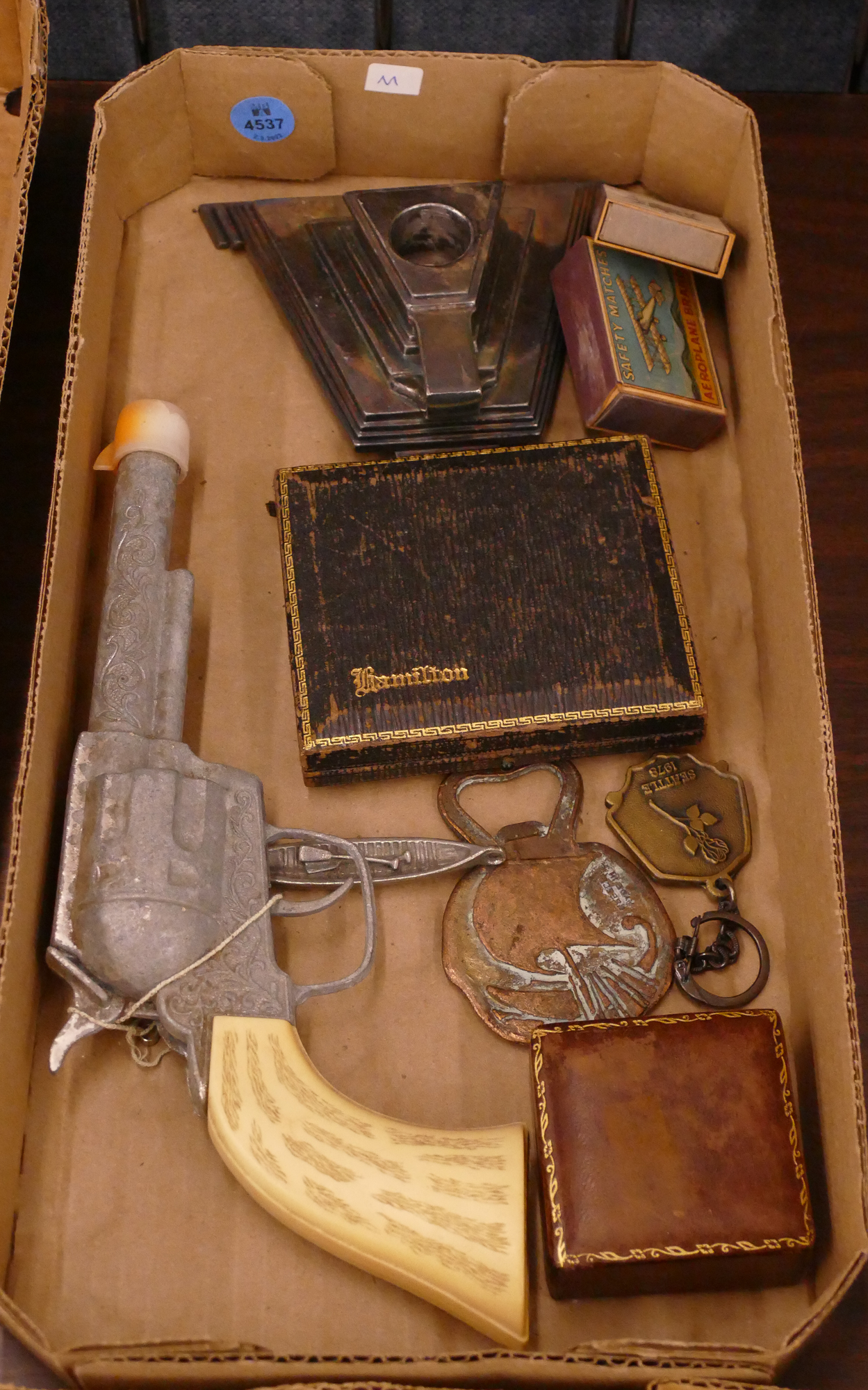 Box Small Collectibles Etc
