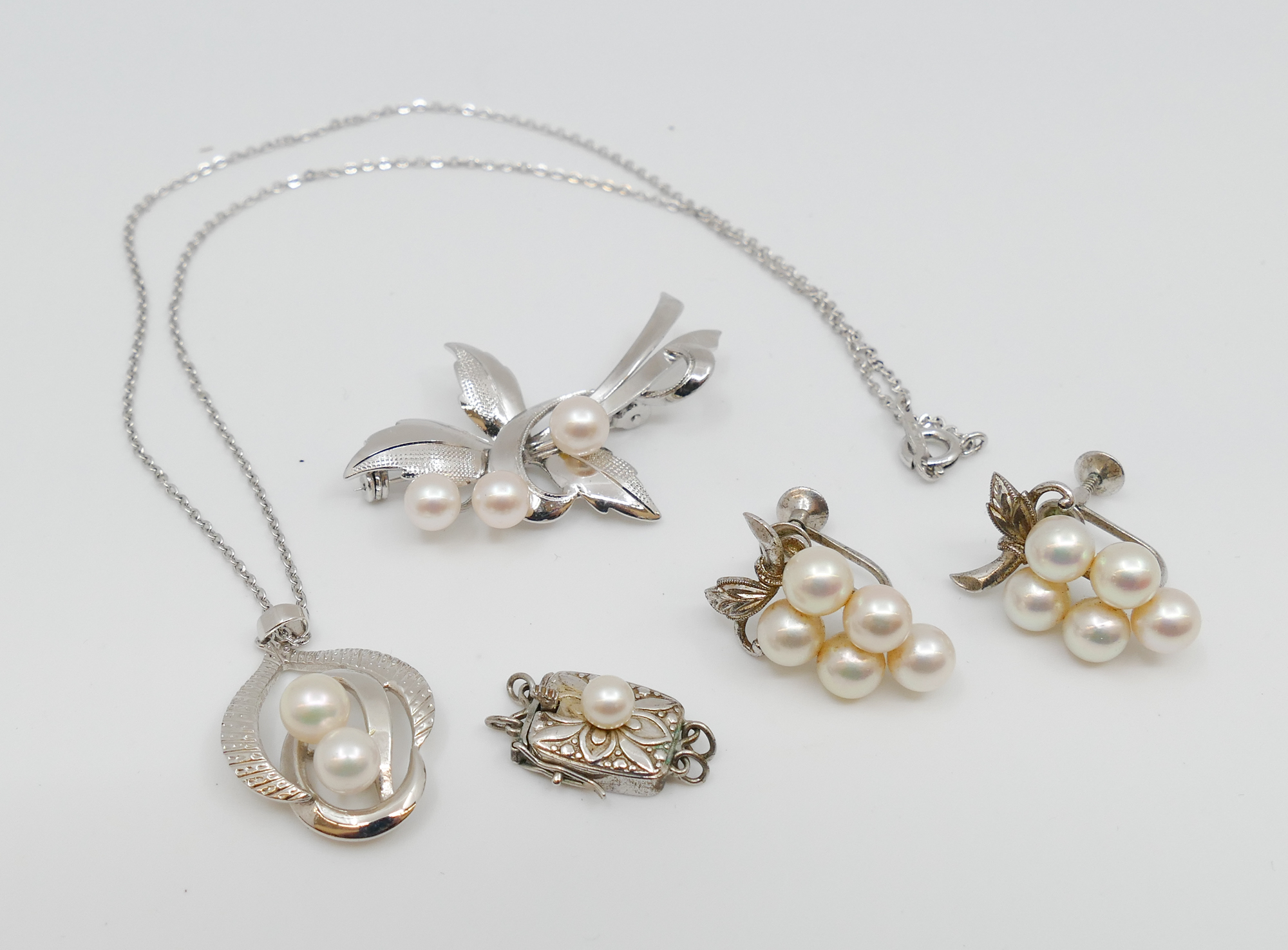 Box Sterling & Real Pearl Jewelry