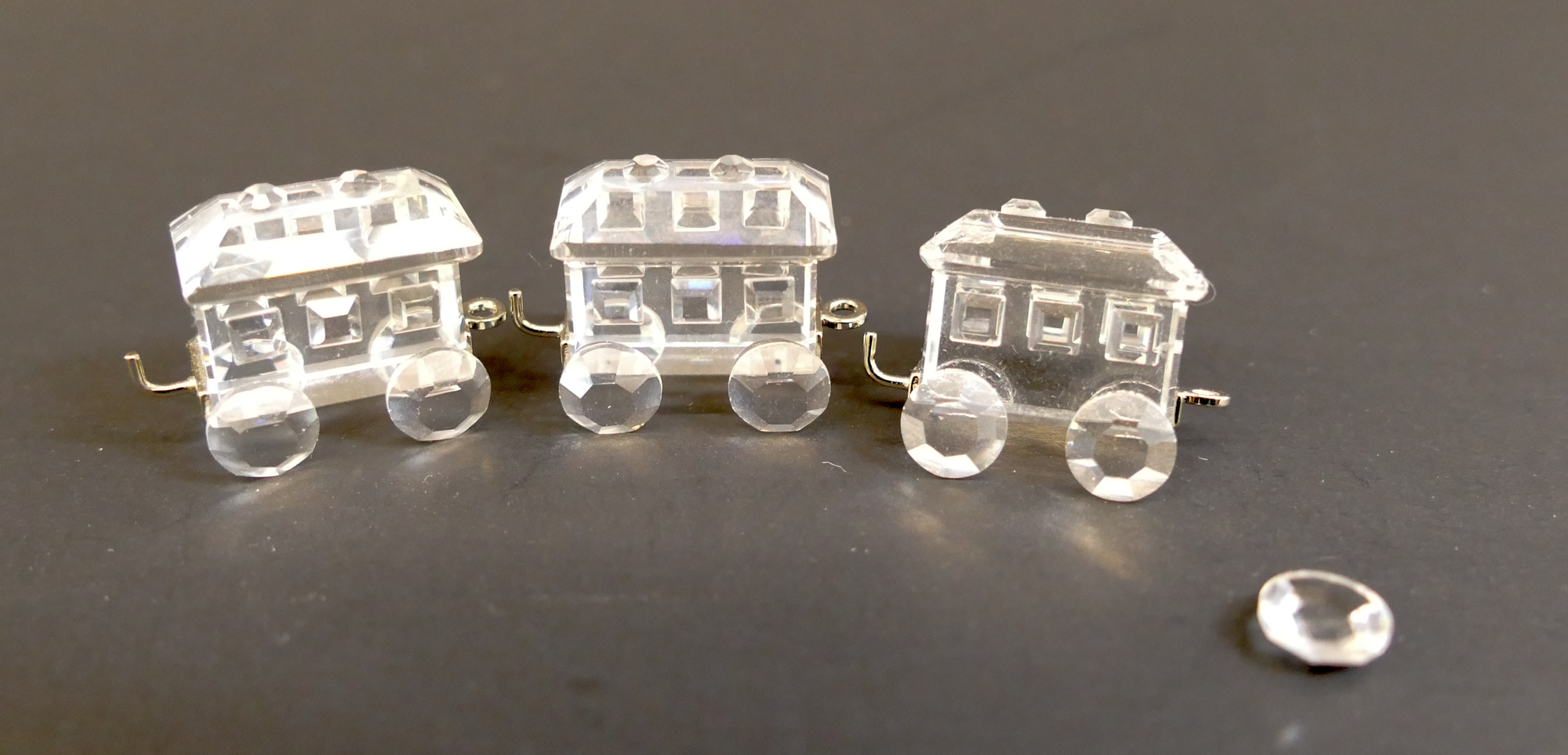 Box Swarovski Crystal Train Pieces-
