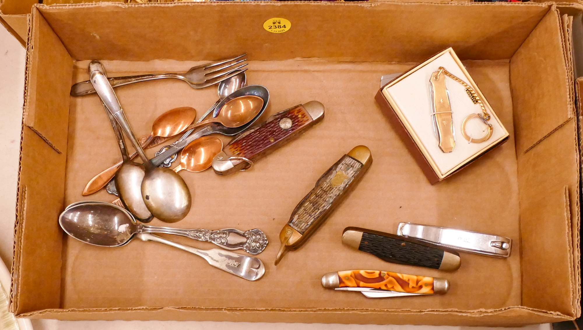 Box Vintage Pocket Knives Etc