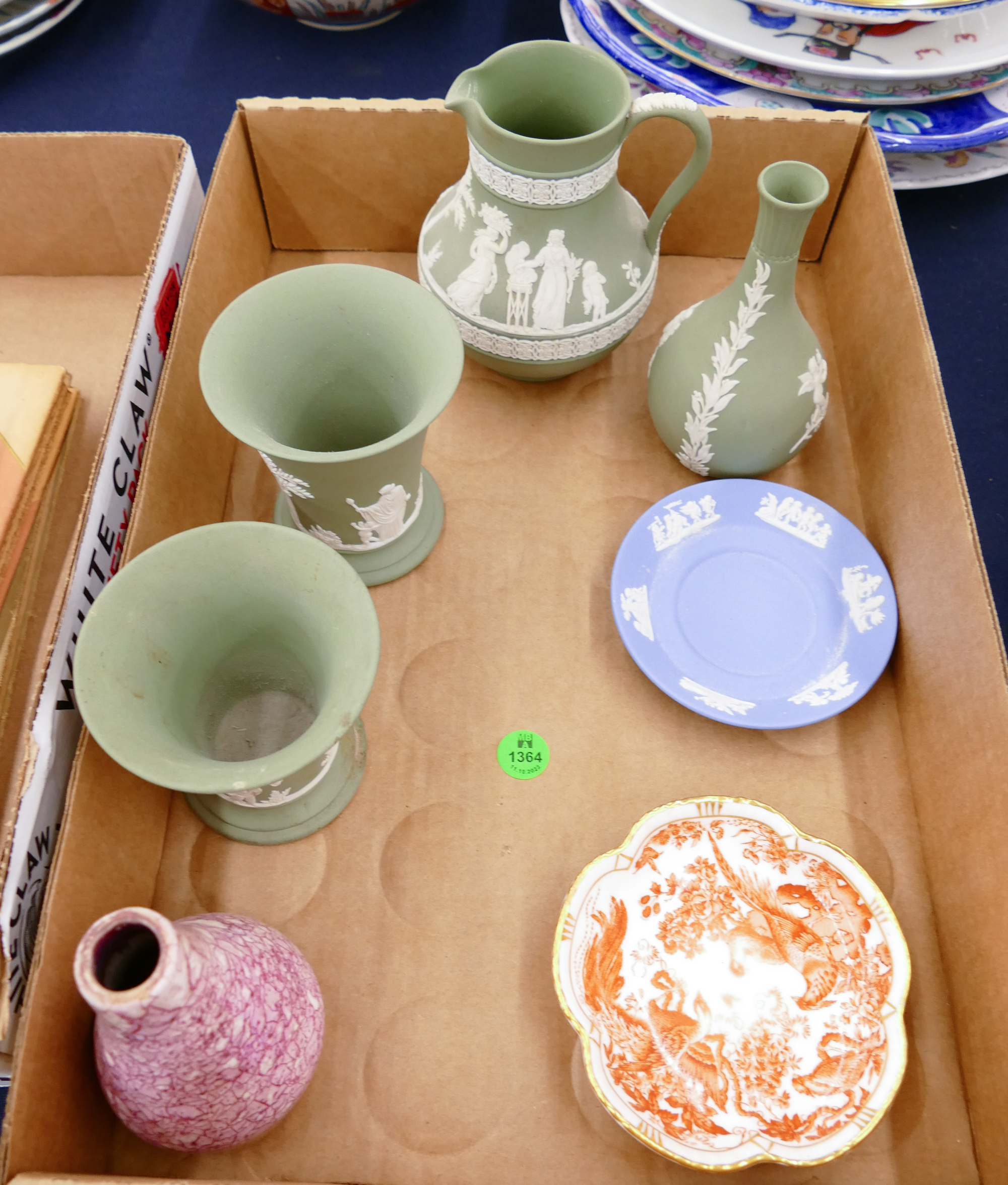 Box Wedgwood Jasperware Etc