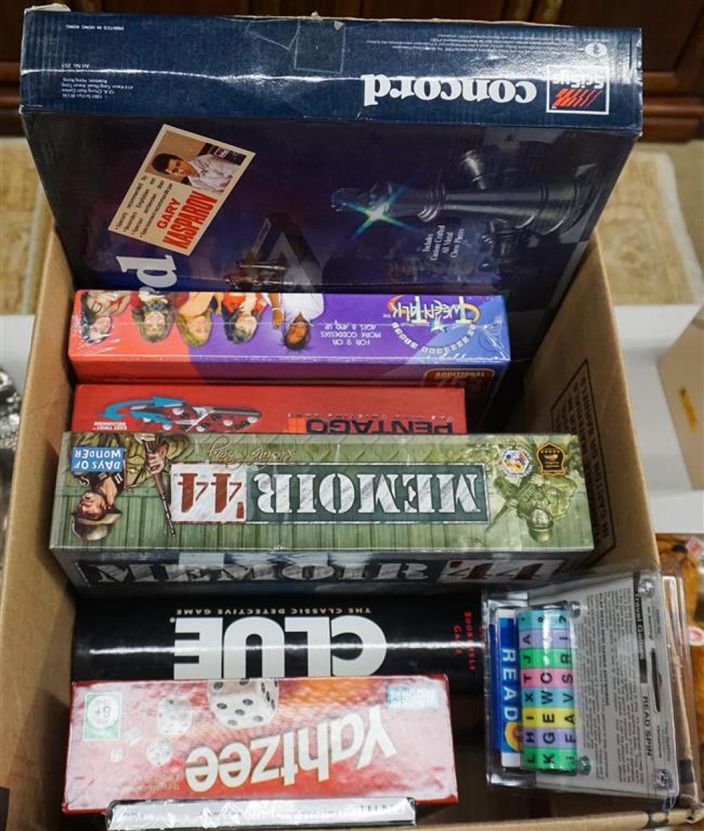 BOX WITH BOARD GAMESBox with