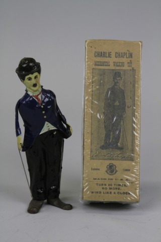 BOXED CHARLIE CHAPLIN WALKING