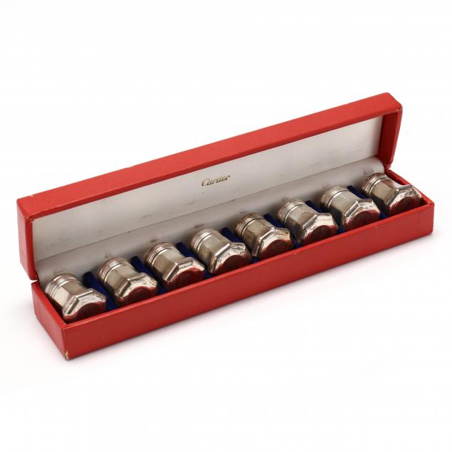 BOXED COLLECTION OF EIGHT