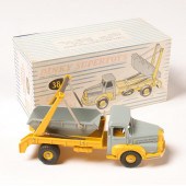 Boxed Dinky mechanical dump/sc