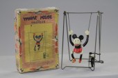 BOXED MINNIE MOUSE ON TRAPEZE