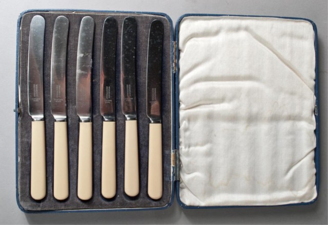Boxed Set of Sheffield Ivory