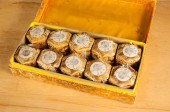 BOXED SET OF TEN CHINESE NIU H