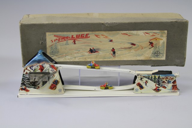 BOXED SPORT LUGE TOY France