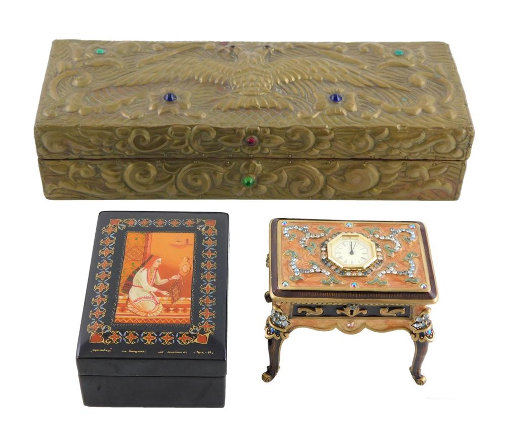BOXES: THREE PIECES INCLUDING A JAY