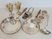 BOXLOT WITH ENGLISH SILVER-PLA