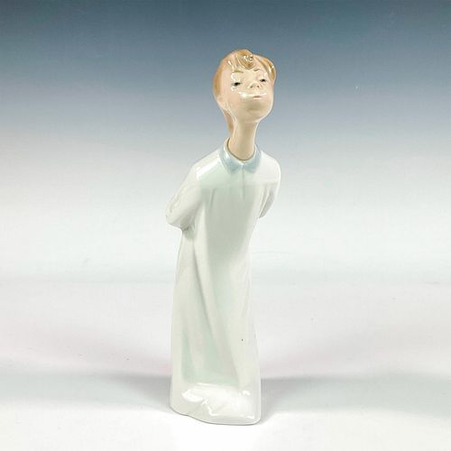 BOY KISSING 1004869 - LLADRO