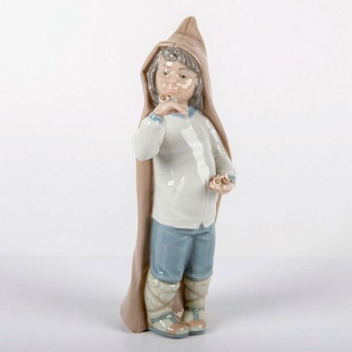 BOY WITH SNAILS 1004896 - LLADRO