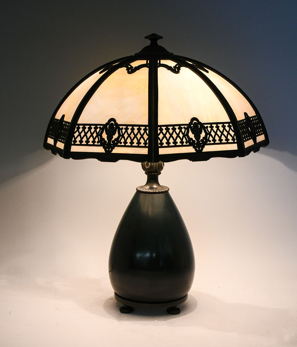 BRADLEY & HUBBARD CURVED SLAG GLASS