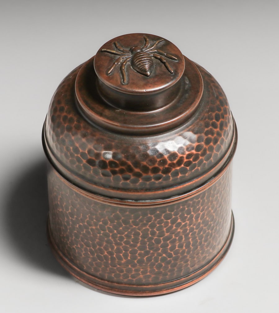 BRADLEY & HUBBARD HAMMERED COPPER
