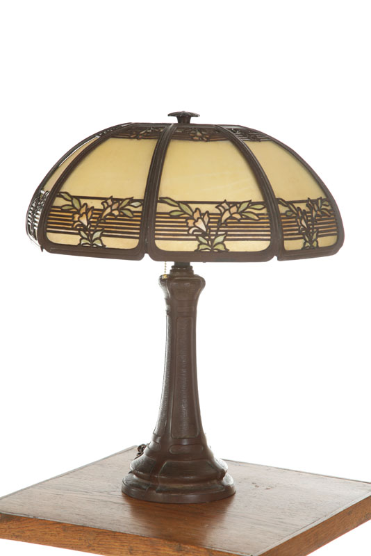 BRADLEY & HUBBARD TABLE LAMP.