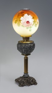 BRASS FIGURAL BANQUET LAMP: Br