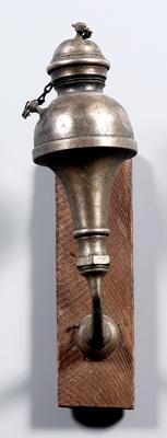 Brass fluid lamp, shaped as an