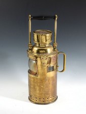 BRASS MARINE SIGNAL LANTERN: A